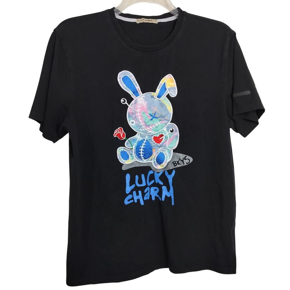 M1021)BKYS Men's Lucky Charm Black Rabbit Stitch Graphic Tee Medium